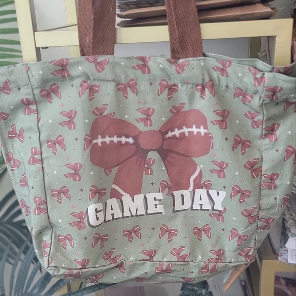 🎀🏈 Game Day Football Shopper Bag 🏈🎀 - Picture 5 of 8